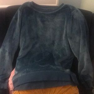 🌻 Cozy Fuzzy Green Sweater